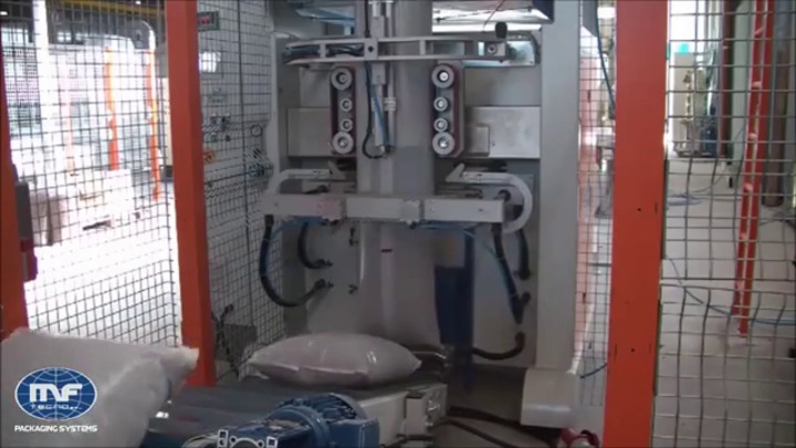 MF 50 vertical packaging machine - MF TECNO