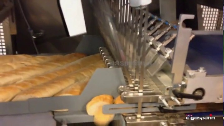 Automatic industrial bread slicer - Mod.1700 - Gasparin S.r.l. Brevetti -  continuous band blade