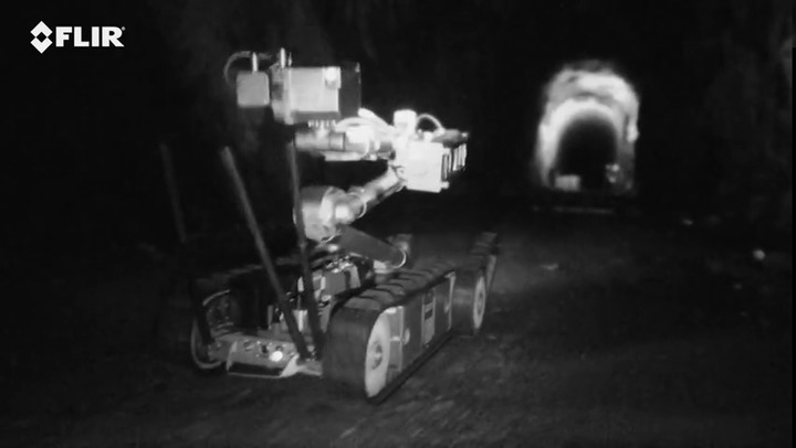 Tracked inspection robot PackBot® 510 FLIR SYSTEMS remote